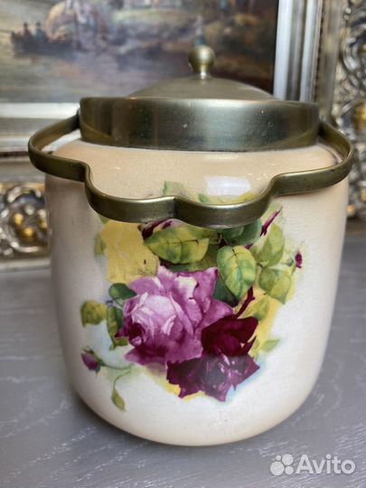 Бисквитницаиантикварная Англия