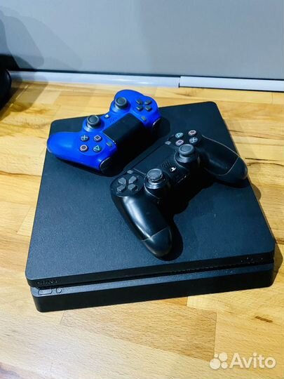 PS4 Slim / 2 геймпада / топ игры / FIFA / ведьмак