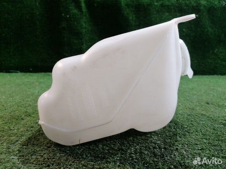 Бачок стеклоомывателя Toyota Cami J102E K3-VE 2004