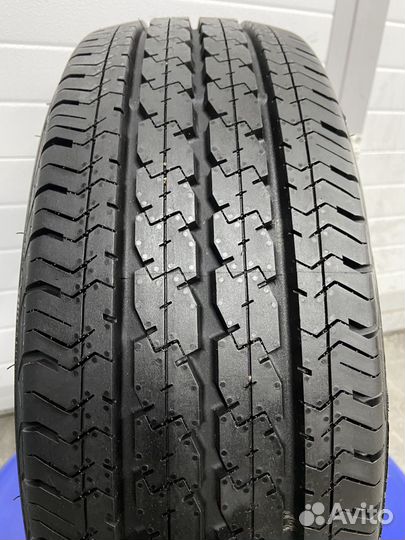Pirelli Chrono 2 215/65 R15C 102T