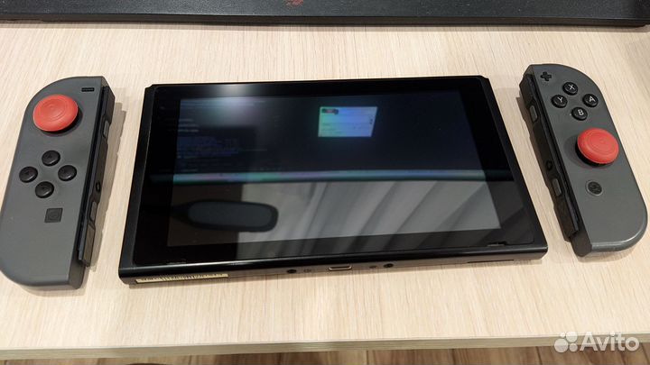 Игровая приставка Nintendo Switch