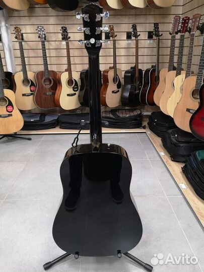 Новые гитары Fender CD-60S (два цвета)