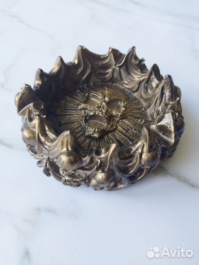 Пепельница из гипса