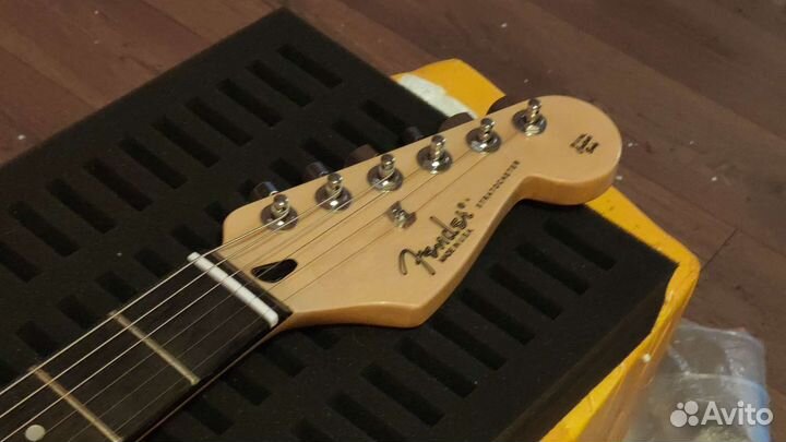 Реплика Fender Stratocaster hss голубой