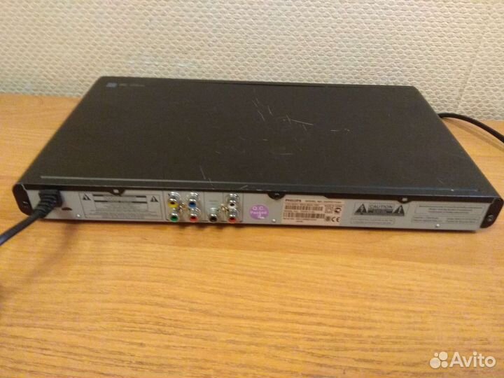 DVD плеер Philips с USB и Караоке