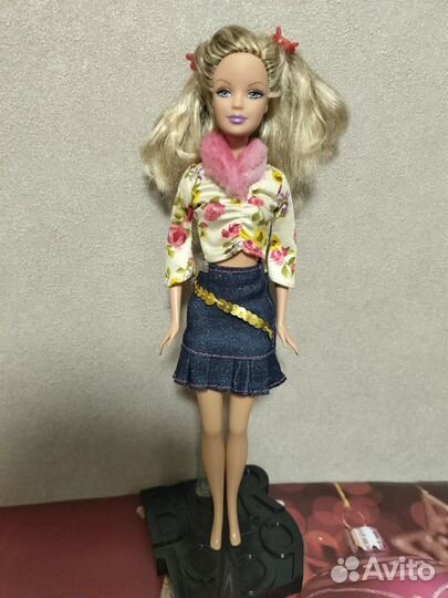 Барби (Fashion Fever Barbie Wave F H0890 2005)