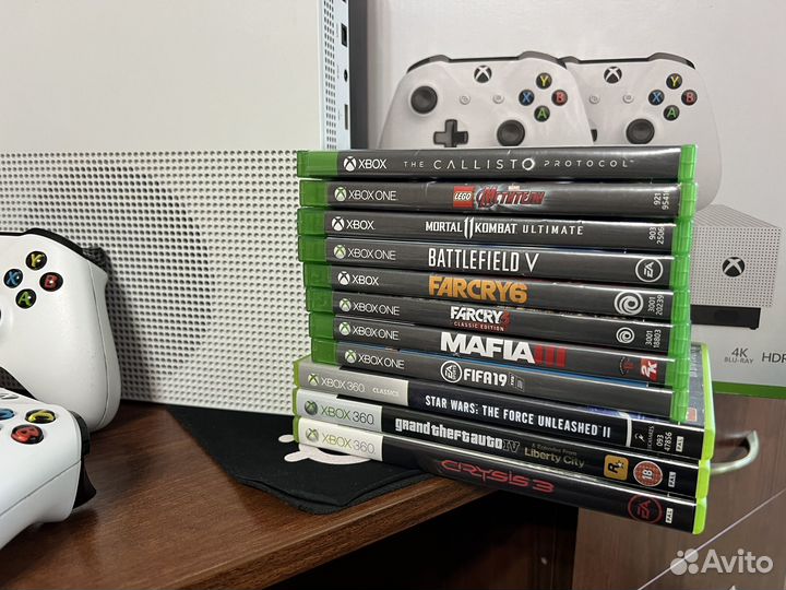 Xbox One S 1tb+подписка на год