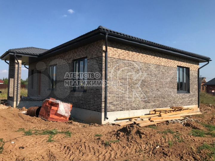 Коттедж 110 м² на участке 6 сот.