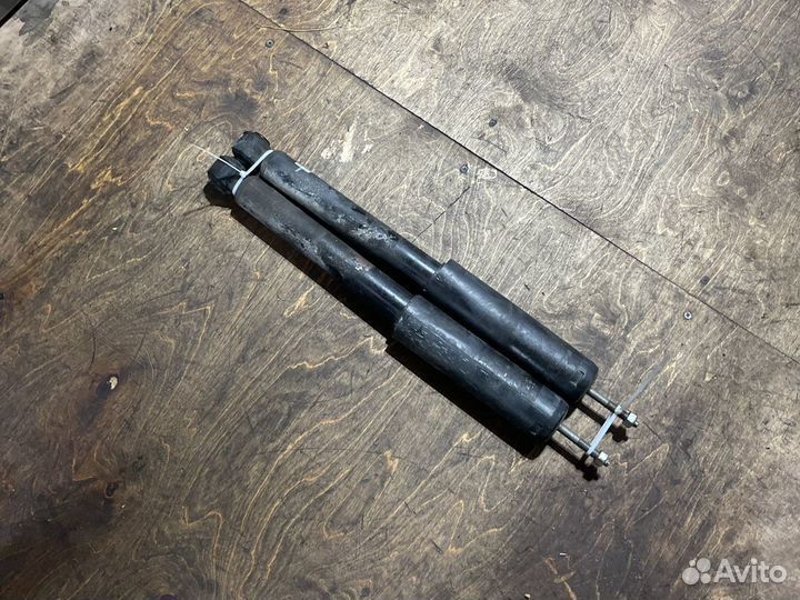 Задние амортизаторы на Опель Корса Ц, Corsa C