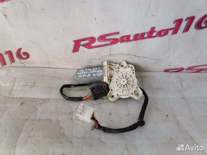 Мотор стеклоподъемника правый Mercedes S-Class 220