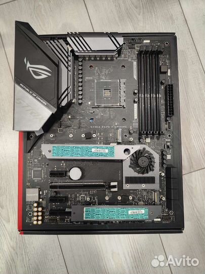 AMD Ryzen 9 3950X + asus ROG Strix X570-F Gaming