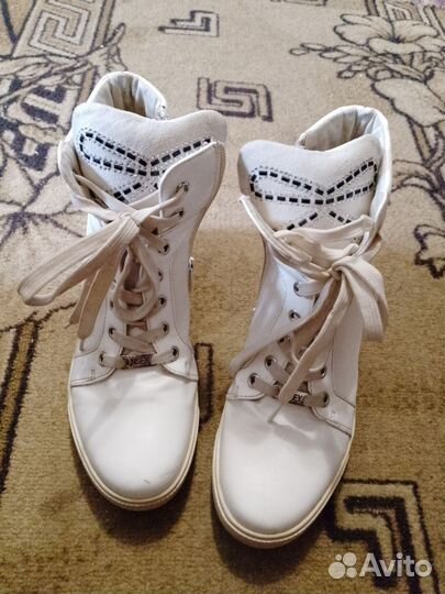 Полуботинки женские