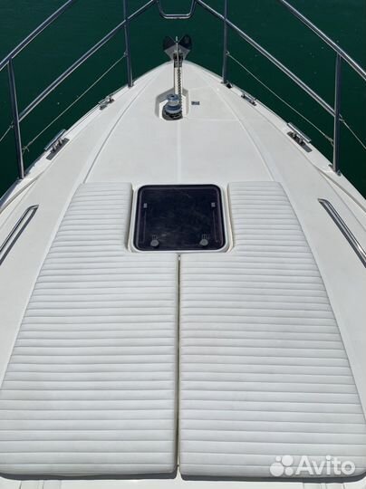 Яхта две палубы 12 метров