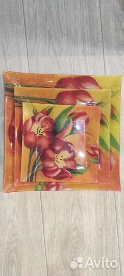 Набор квадратных тарелок из стекла