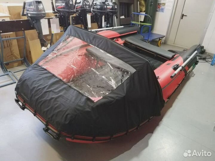 Лодка Gladiator E 380 X; красно-черная