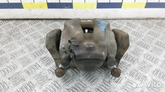 Суппорт тормозной передний правый BMW X3 F25 (3BA1