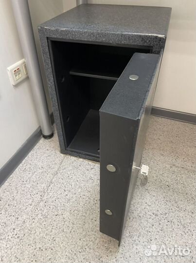 Сейф bioinjector кассир SC4110