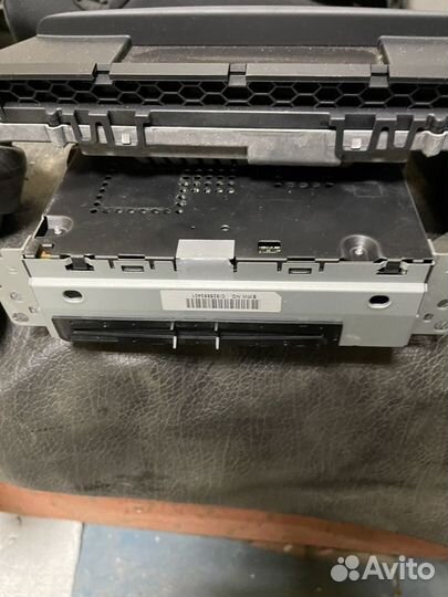 Базовое головное устройство bmw f серия