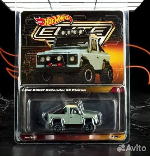 Hot Wheels Elite 64 Series Land Rover Defender 90
