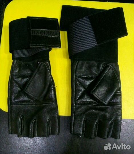 Перчатки для фитнеса