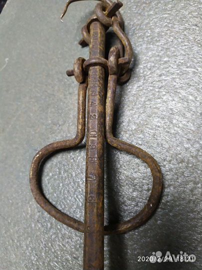 Весы старинные