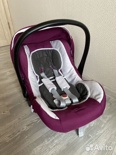 Автокресло автолюлька Inglesina Huggy