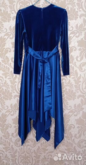 Нарядное платье для девочки 146