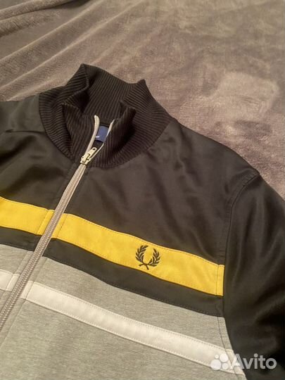 Зипка fred perry