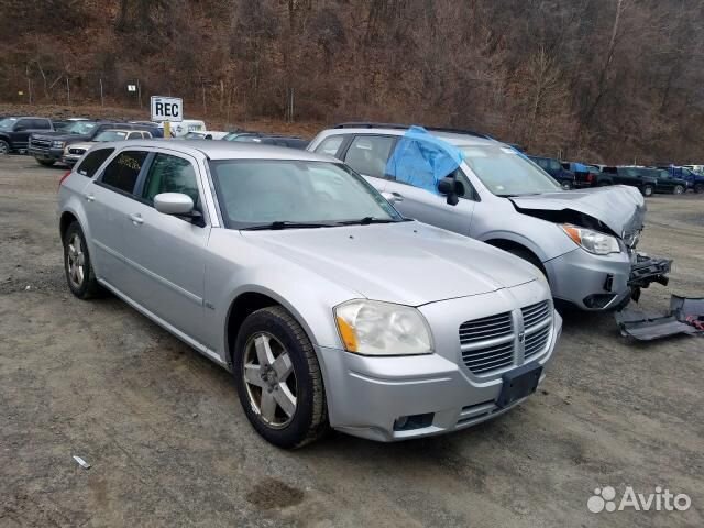 В разборе Dodge Magnum
