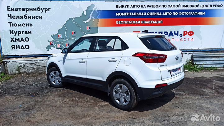 Лента крепления бензобака правая Hyundai Creta 312