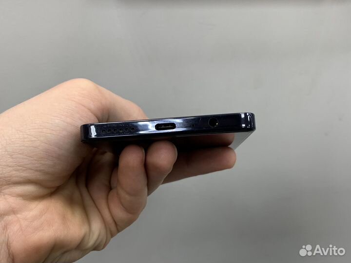 TECNO Camon 20 Pro, 8/256 ГБ