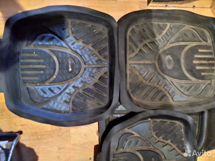 Автомобильные коврики резиновые 4шт