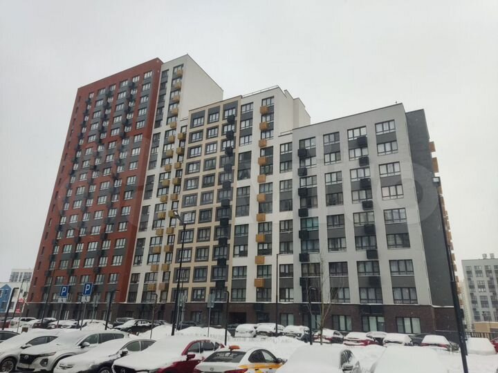 3-к. квартира, 85 м², 5/18 эт.