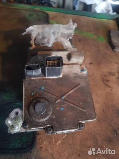 Компрессор кондиционера Lexus RX400h, MHU38