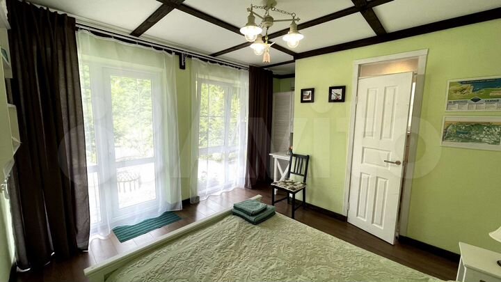 Дом 16 м² на участке 7 сот.