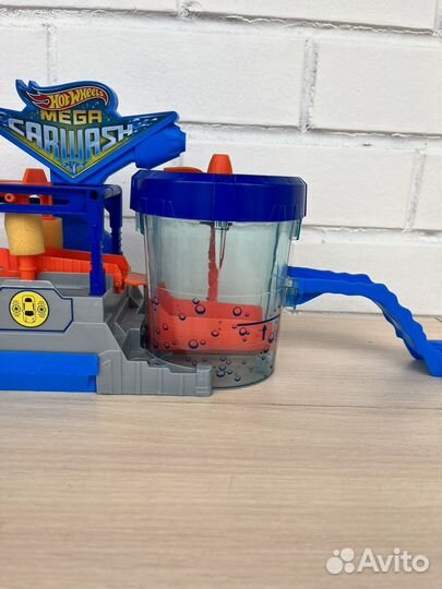 Трек хот вилс автомойка