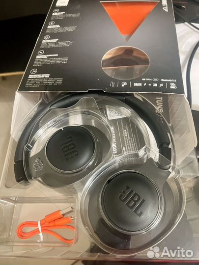 Беспроводные наушники jbl tune 710 bt