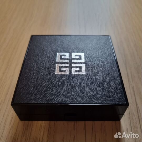 Пудра компактная givenchy