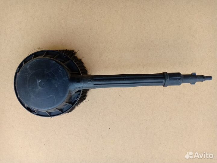 Вращающаяся щетка для мойки