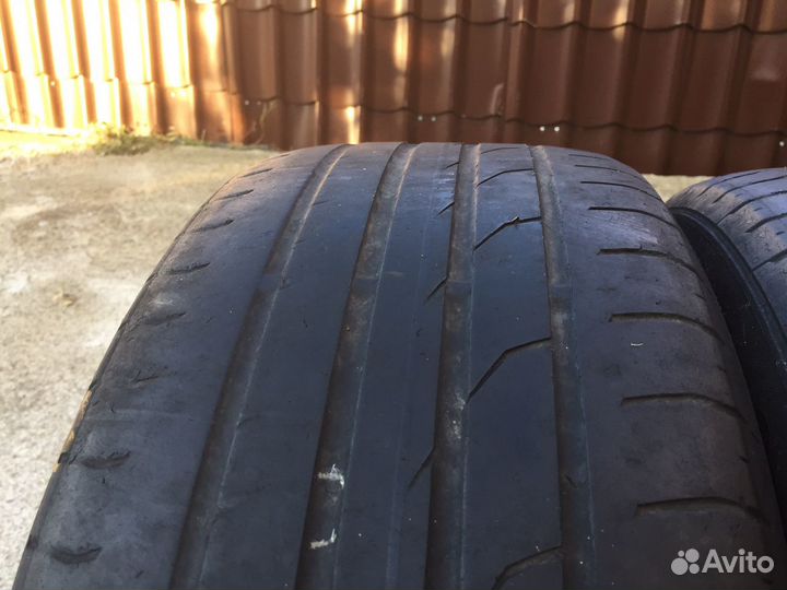 Continental ContiPremiumContact 2 225/55 R17 97W