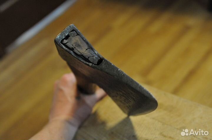 Старинный кованый валочный топор люк царский