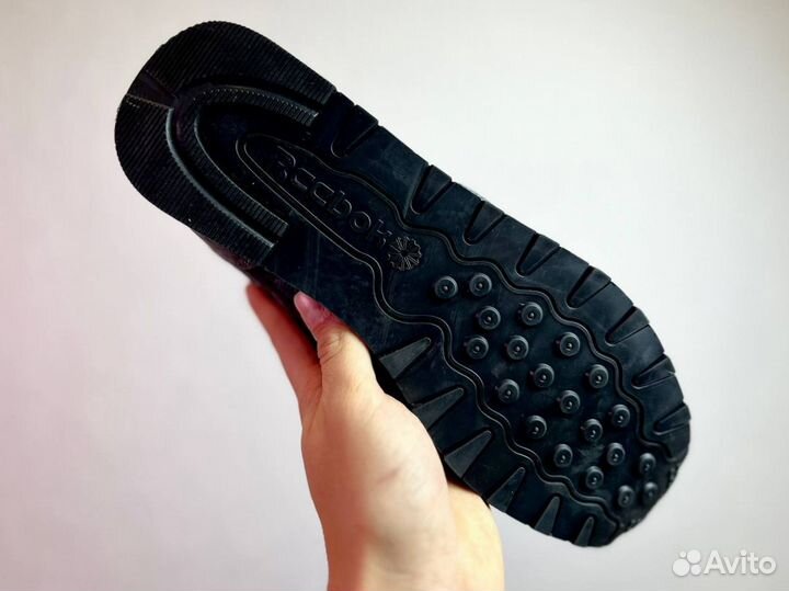 Кроссовки Reebok универсальные