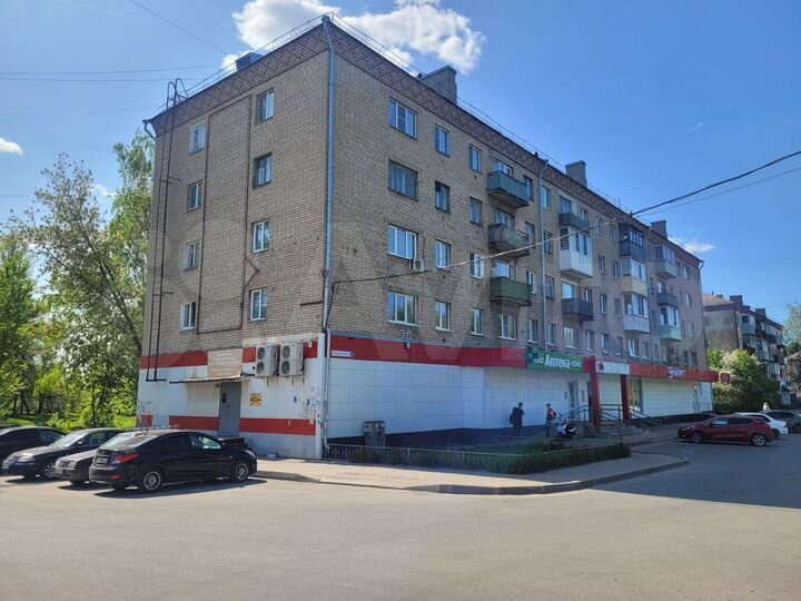 Торговое помещение, 950 м²