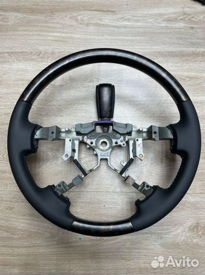 Руль Toyota Land Cruiser 200