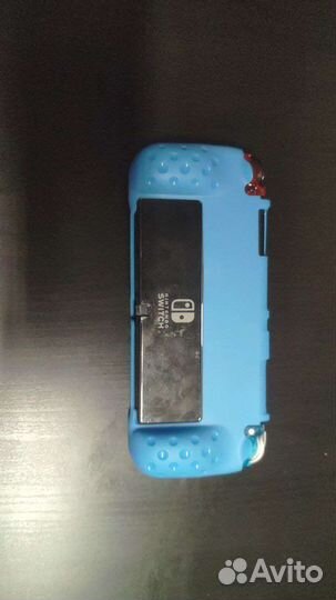 Чехлы и аксессуары Nintendo Switch
