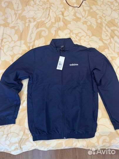 Костюм спортивный “Adidas”. Размер XS