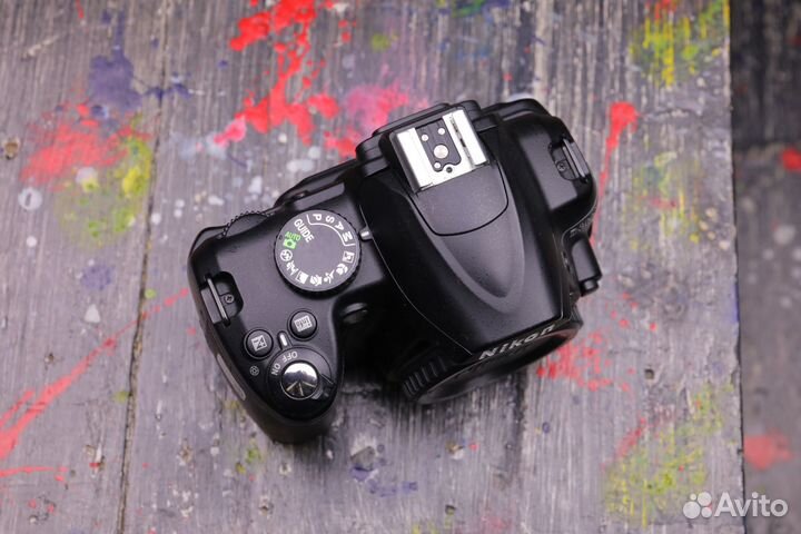 Nikon D3000 Body