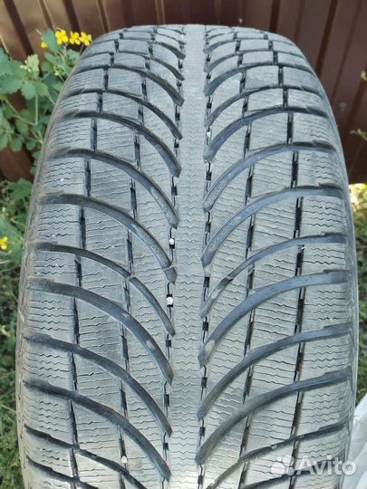 Michelin Latitude Alpin 235/55 R19