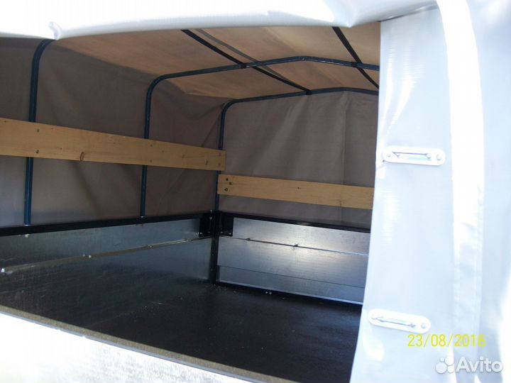 Новый лег. прицеп с высоким тентом