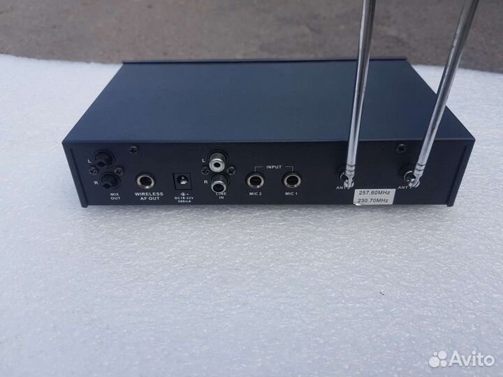 Радиосистема для караоке StudioMaster WR Mix2